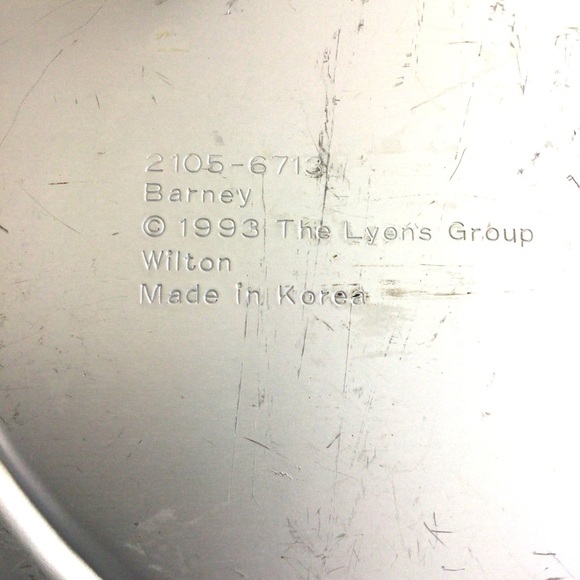 Vintage 1993 Wilton Barney Aluminum Cake Pan 2105-6713 - Picture 3 of 3